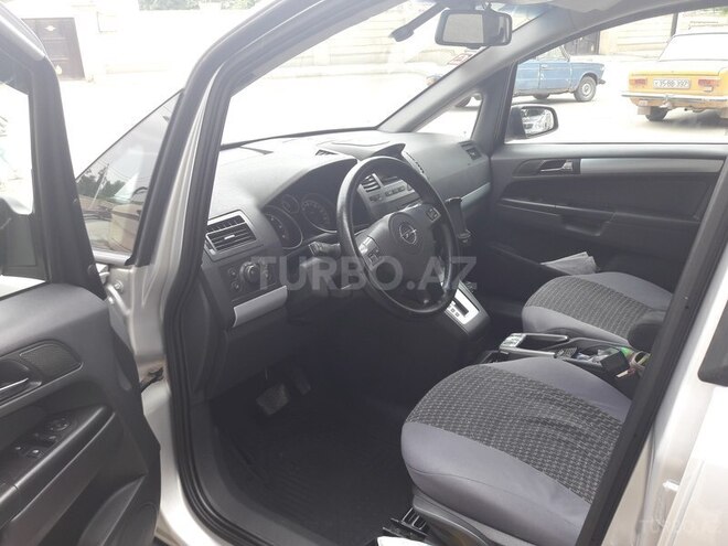 Opel Zafira 2006, 260,000 km - 1.9 l - Qazax