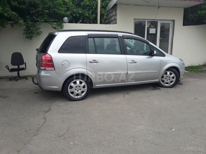 Opel Zafira 2006, 260,000 km - 1.9 l - Qazax