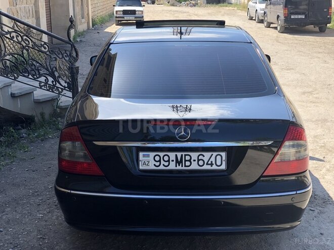 Mercedes E 220 2008, 235,000 km - 2.2 l - Sumqayıt