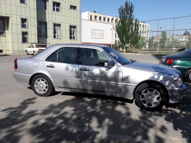 Mercedes C 180 1996, 245,000 km - 1.8 l - Sumqayıt