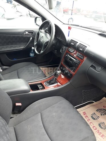 Mercedes 200 2001, 246 km - 0.1 л - Gəncə