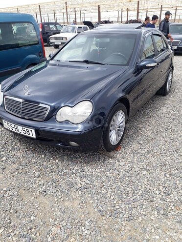 Mercedes 200 2001, 246 km - 0.1 л - Gəncə
