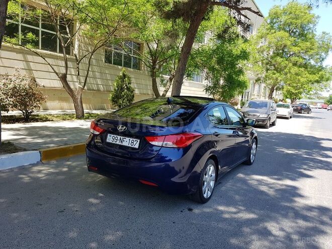 Hyundai Elantra 2010, 72,000 km - 1.8 l - Bakı