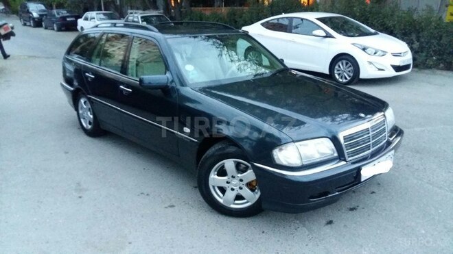 Mercedes C 220 1999, 281,000 km - 0.3 l - Bakı