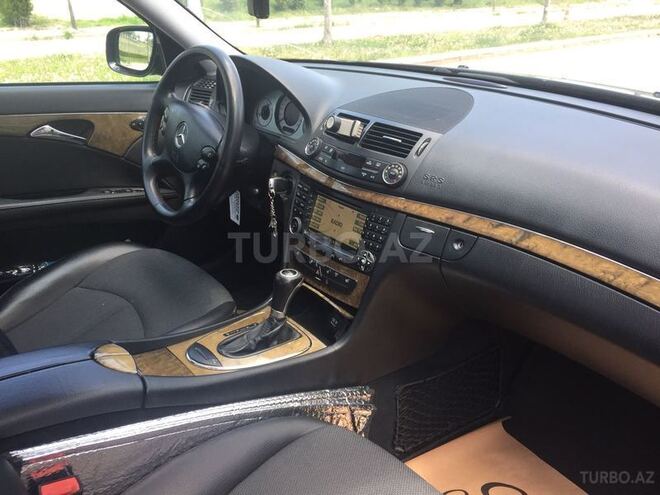 Mercedes E 280 2007, 252,000 km - 3.5 l - Bakı