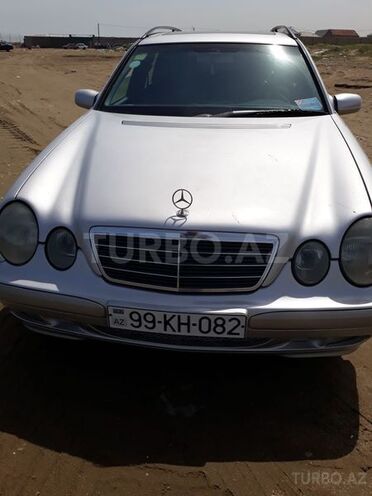 Mercedes E 220 2000, 380,000 km - 2.2 l - Sumqayıt
