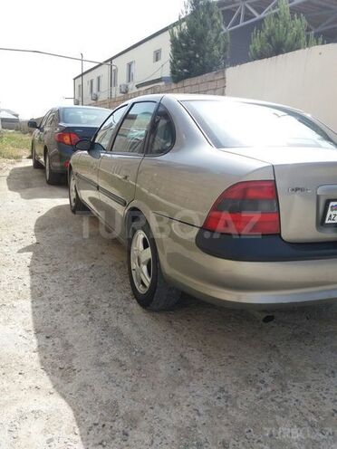 Opel Vectra 1996, 252,610 km - 2.0 l - Bakı
