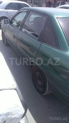 Opel Astra 1994, 456,000 km - 1.6 l - Bakı