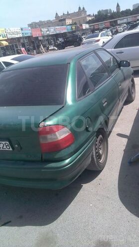 Opel Astra 1994, 456,000 km - 1.6 l - Bakı