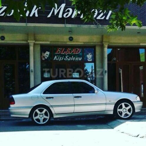 Mercedes C 200 2000, 120,000 km - 0.2 л - Gəncə