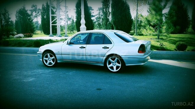 Mercedes C 200 2000, 120,000 km - 0.2 л - Gəncə