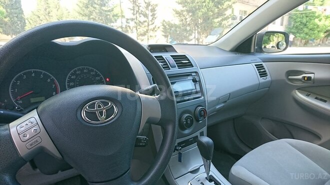 Toyota Corolla 2012, 120,000 km - 1.8 l - Sumqayıt