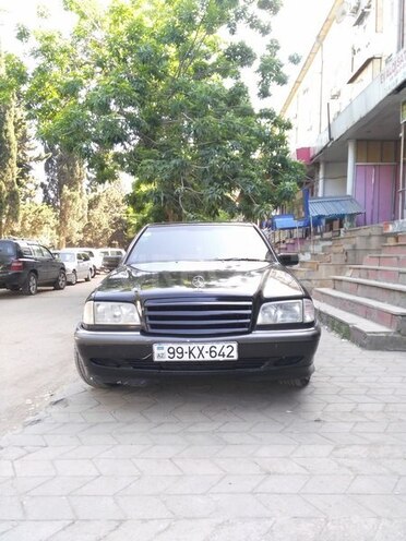 Mercedes C 220 1998, 358,000 km - 2.2 l - Bakı
