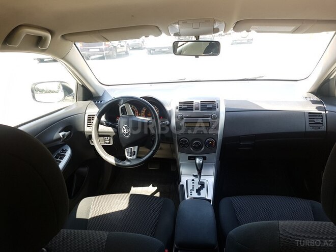 Toyota Corolla 2010, 207,000 km - 1.6 l - Bakı