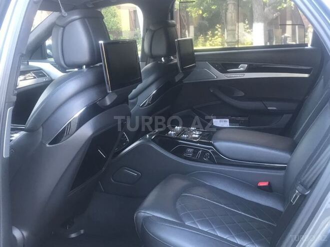 Audi A8 2012, 80,000 km - 6.3 l - Bakı