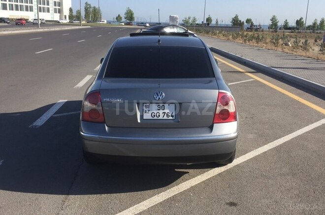 Volkswagen Passat 2003, 205,100 km - 1.8 l - Bakı