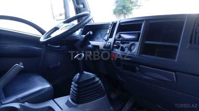 Isuzu  2010, 200,000 km - 4.6 l - Bakı