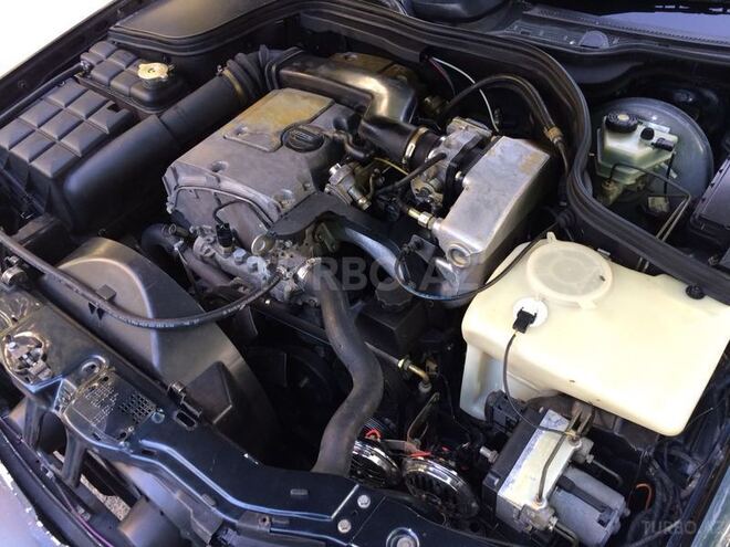 Mercedes C 180 1996, 320,000 km - 1.8 л - Bakı