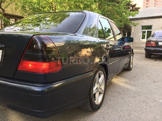 Mercedes C 180 1996, 320,000 km - 1.8 л - Bakı