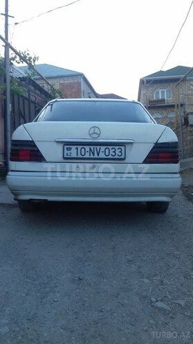 Mercedes E 200 1995, 555,000 km - 2.0 l - Bakı