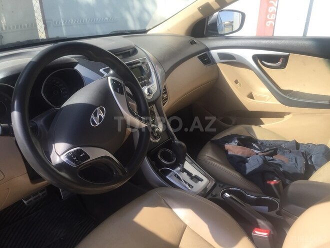 Hyundai Elantra 2011, 178,000 km - 1.6 л - Bakı