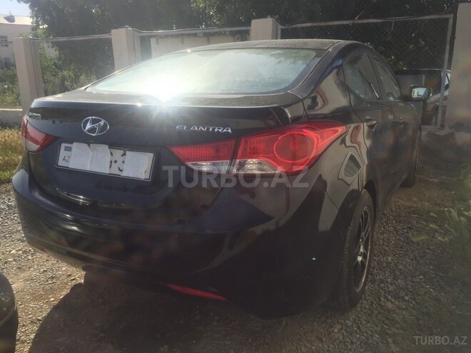 Hyundai Elantra 2011, 178,000 km - 1.6 л - Bakı