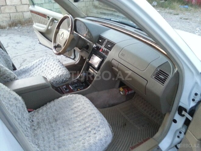 Mercedes C 230 1998, 204,235 km - 2.3 l - Sumqayıt