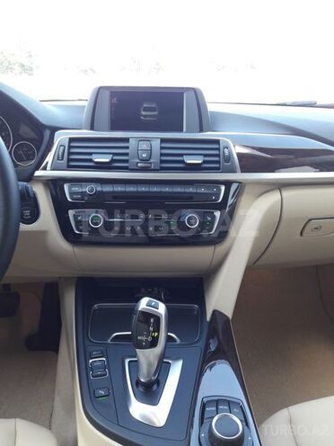 BMW 320 2016, 15,500 km - 2.0 л - Bakı