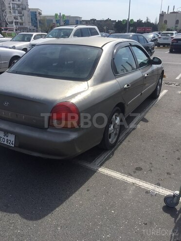 Hyundai Sonata 2000, 300,000 km - 2.0 l - Bakı