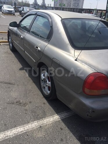 Hyundai Sonata 2000, 300,000 km - 2.0 l - Bakı