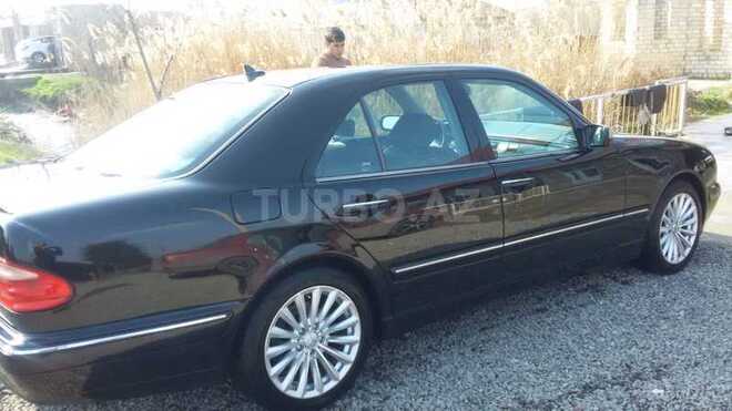 Mercedes E 320 2000, 200,000 km - 3.2 l - Bakı