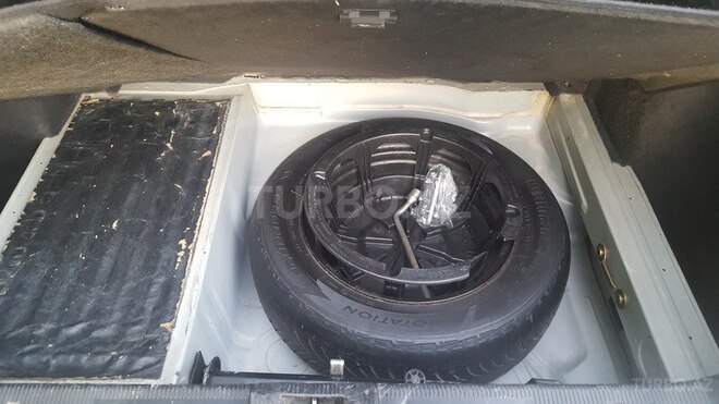 Mercedes E 200 2000, 271,000 km - 2.0 l - Mingəçevir