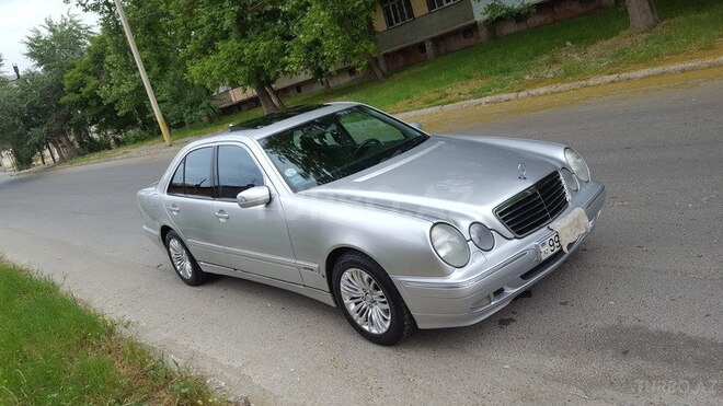 Mercedes E 200 2000, 271,000 km - 2.0 l - Mingəçevir