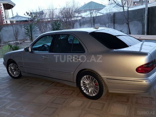 Mercedes E 200 2000, 271,000 km - 2.0 l - Mingəçevir