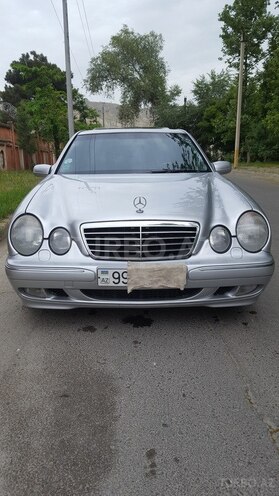 Mercedes E 200 2000, 271,000 km - 2.0 l - Mingəçevir