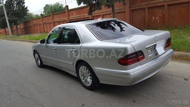 Mercedes E 200 2000, 271,000 km - 2.0 l - Mingəçevir