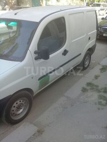 Fiat Doblo 2001, 318,000 km - 1.9 l - Bakı