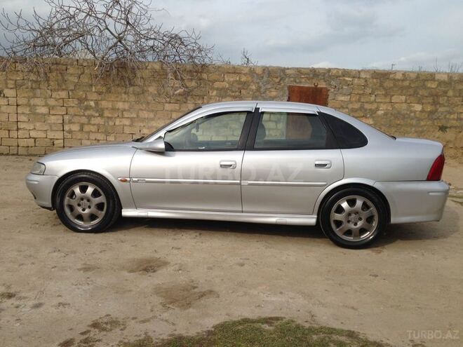 Opel Vectra 1999, 600,000 km - 2.5 l - Sumqayıt