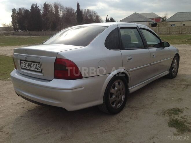 Opel Vectra 1999, 600,000 km - 2.5 l - Sumqayıt