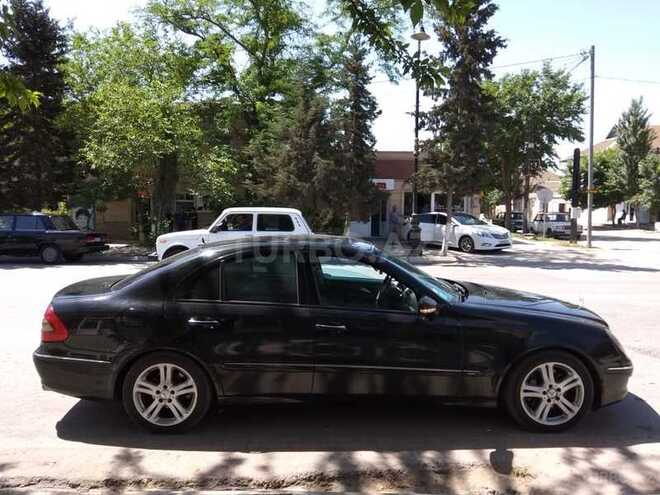 Mercedes E 300 2006, 333,000 km - 3.0 l - Salyan