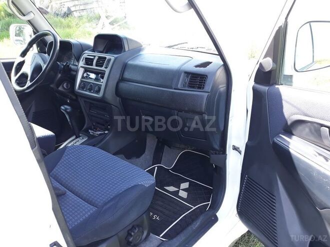 Mitsubishi Pajero io 1999, 150,000 km - 1.8 л - Qazax