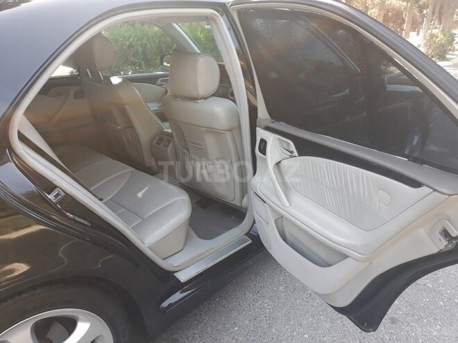 Mercedes E 320 2002, 285,000 km - 3.2 l - Sumqayıt