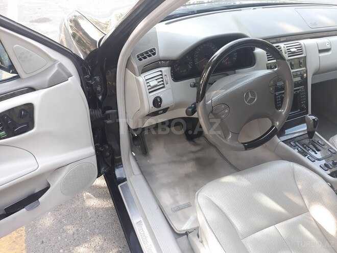 Mercedes E 320 2002, 285,000 km - 3.2 l - Sumqayıt