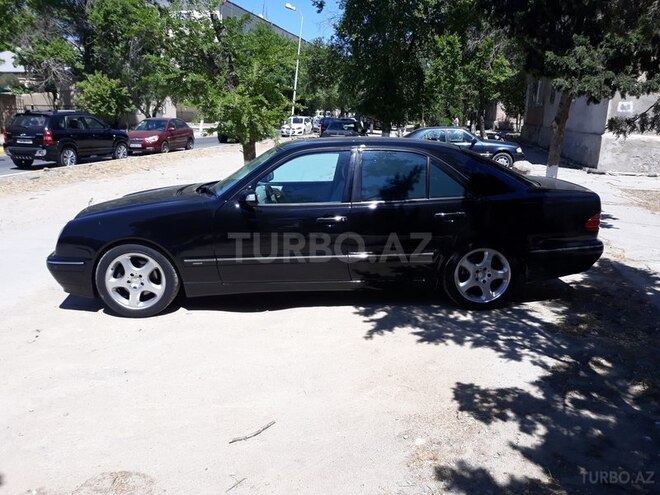 Mercedes E 320 2002, 285,000 km - 3.2 l - Sumqayıt