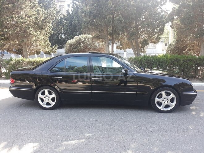 Mercedes E 320 2002, 285,000 km - 3.2 l - Sumqayıt