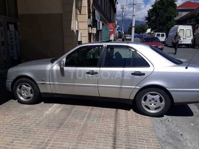 Mercedes C 180 1995, 270,000 km - 1.8 л - Zaqatala