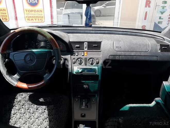 Mercedes C 180 1995, 270,000 km - 1.8 л - Zaqatala