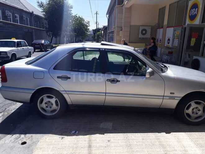 Mercedes C 180 1995, 270,000 km - 1.8 л - Zaqatala