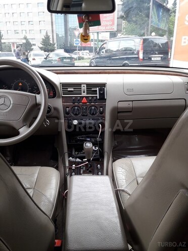 Mercedes C 230 2018, 88,599 km - 2.0 л - Bakı