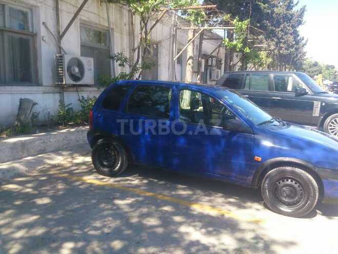 Opel Corsa 1995, 340,000 km - 1.4 l - Bakı